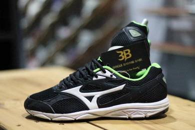 mizuno lightning z malaysia