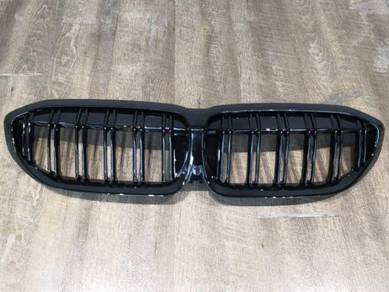 BMW G20 Double Fin Glossy Black Front Grill