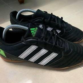 kasut futsal adidas sala