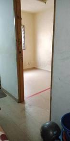 Bilik Nuri Court Apartment dkt LRT Cempaka