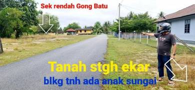 Tanah dekat sekolah Kuala Setiu Kg Gong Batu Setiu Terengganu