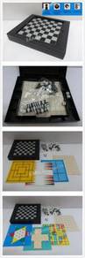 8 in 1 Games Mini Board Chess Backgamon Solitaier