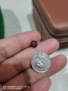 Rhodolite garnet 2 carat