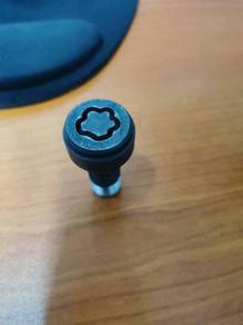 BMW wheel key lock nut opener F10 F30 G30 G20