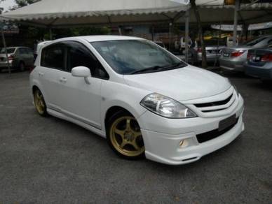 Nissan latio impul bodykit with spoiler paint