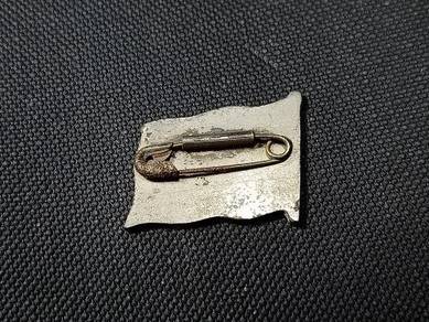 Lencana / Badge / Pin (42)