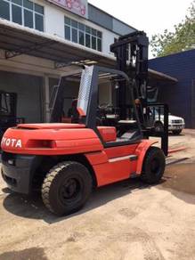 Japan Import TOYOTA Big Forklift 7 Ton Diesel