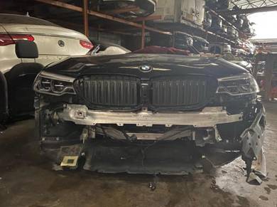 BMW 5Series G30 530i B48 Engine Gearbox Body Part