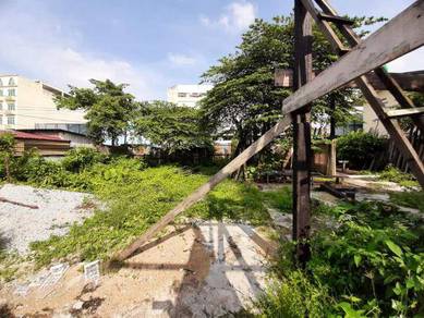 Tanah Dalam Bandar Kota Bharu, Tepi Jalan Utama Jalan Gajah Mati