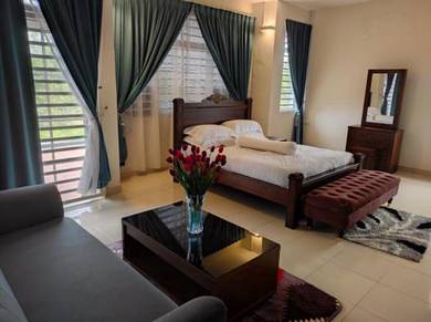 Homestay dgn Kolam Renang Bandar Astana
