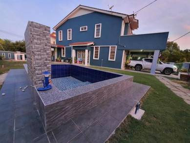 Homestay dgn Kolam Renang Bandar Astana