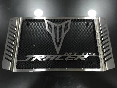 Radiator Cover for Yamaha Tracer 900 GT ~ Grade A