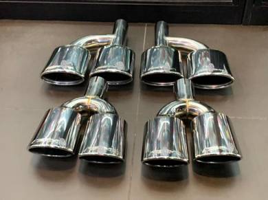 Mercedes AMG tail pipe