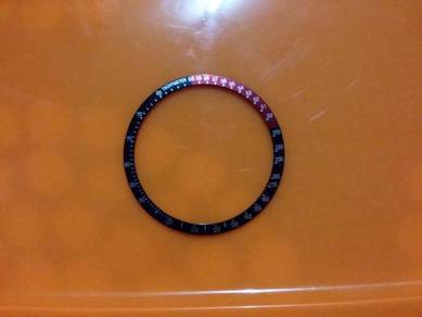 Seiko Pouge Insert Bazel watch