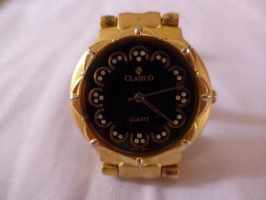 Clasico quartz watch on sale price