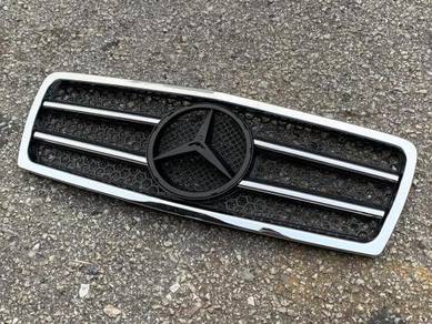 Mercedes Benz w210 Grille pre facelift grill