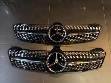Mercedes benz w219 CLS diamond grille W219 Grill