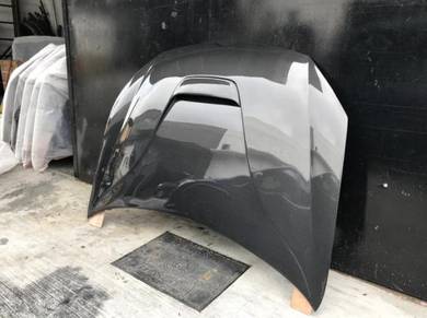Volkswagen Golf MK6 carbon fiber bonnet