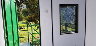 Custom Homestay Farmstay Cabin / Container