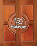 Pintu depan double