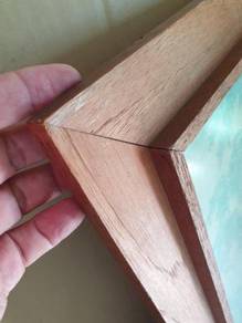 (B613) Vintage 1970's Solid Wood Picture Frame