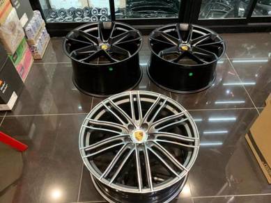 Porsche Cayenne rim 22” Size : 22” x 10”