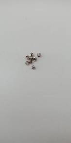 Grud head screw
