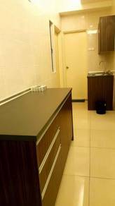Vista alam studio apartment with big balcony n additional door