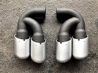 Porsche Cayenne 958 Turbo GTS Tail Pipe