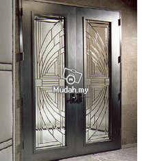Steel aluminium doors