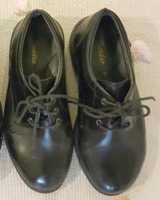 Bata black shoes student children size 2 school