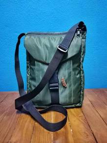 Original COACH two way sling shoulder bag kueii - Bags & Wallets for sale  in Kulim, Kedah