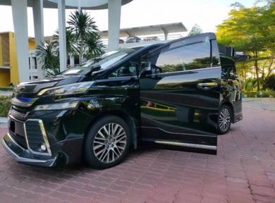 Vellfire 2.5 MPV Latest