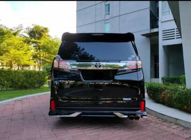 Vellfire 2.5 MPV AGH30