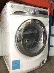 9kg Mesin Basuh Inverter Front Load Electrolux