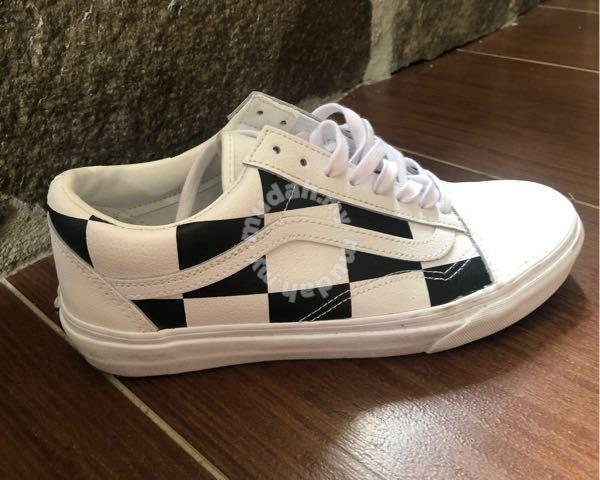 vans old skool leather check