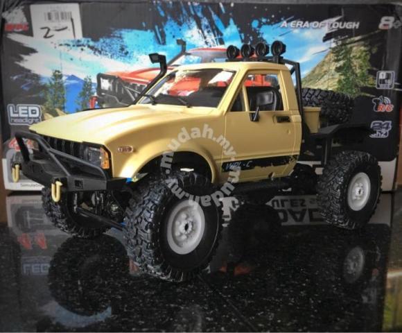 hilux crawler