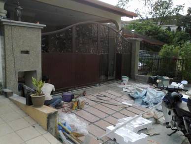 2hand Lot Things For Sal Or Almost Anything Pagar Rumah Kos Rendah