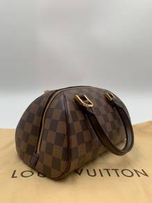 LV Tivoli PM HandBag 100%Authentic - Bags & Wallets for sale in Johor  Bahru, Johor